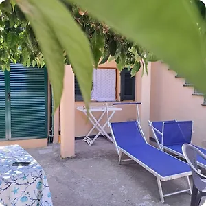 Antonella Monterosso al Mare